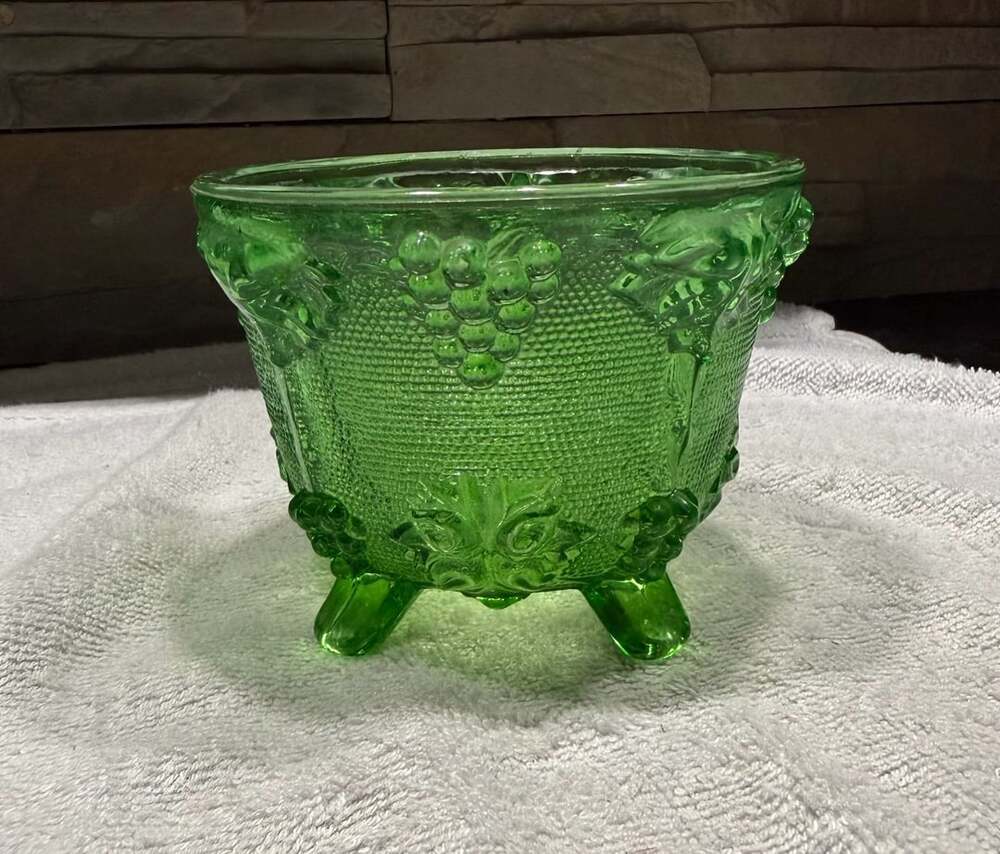Jeannette Glass Harvest Grape Footed Candy Dish